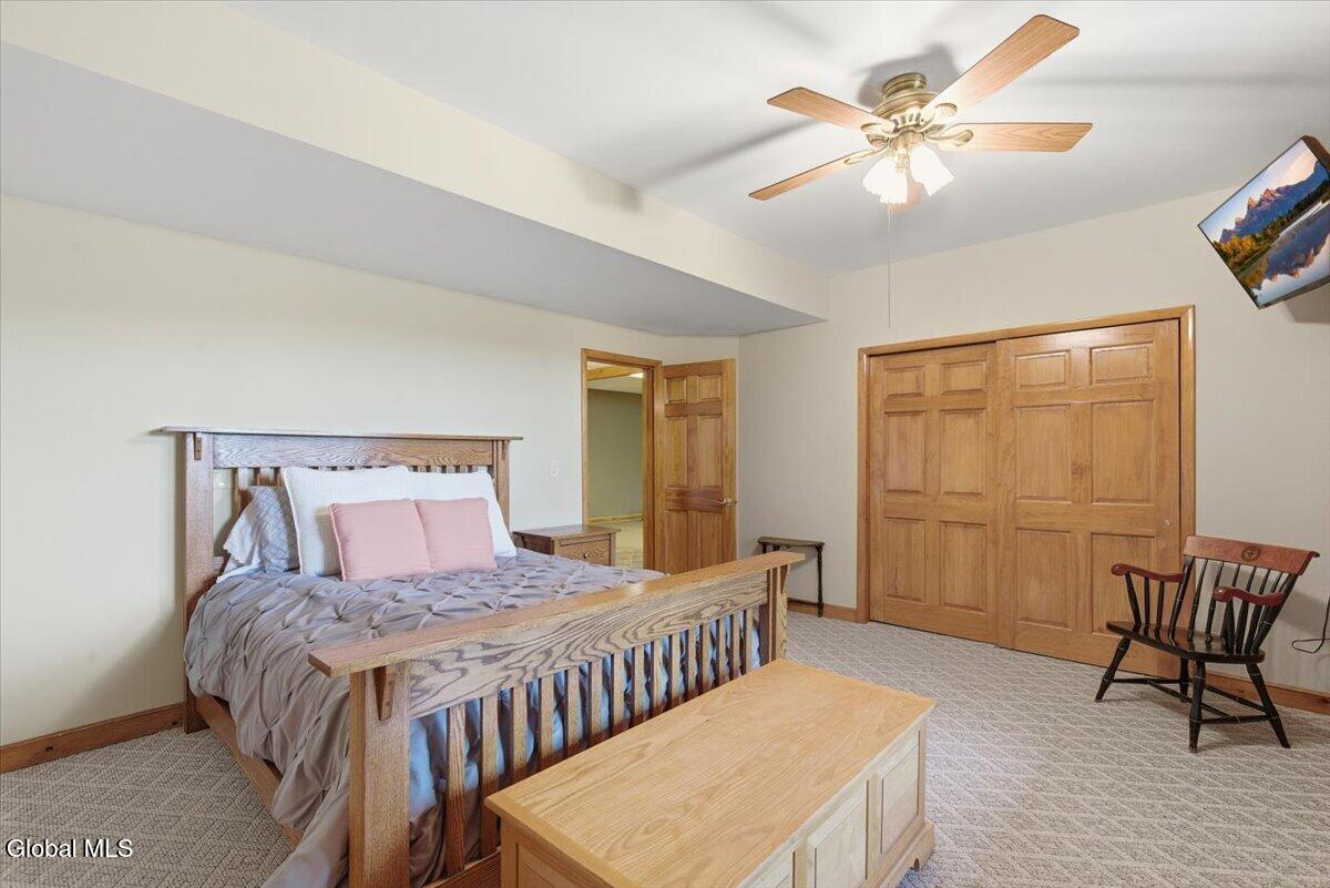 425 Bullock Road Slingerlands NY 12159