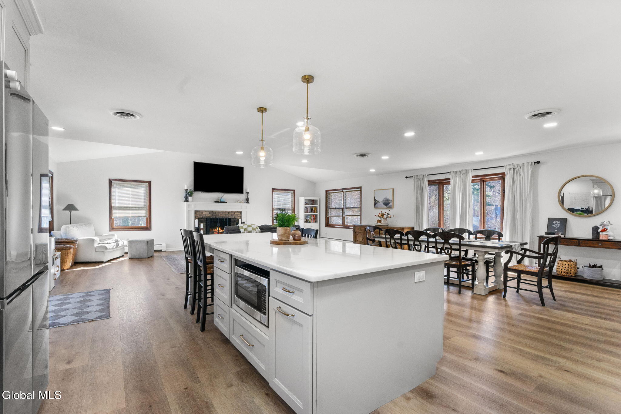19 Crown Point Ballston Lake NY 12019