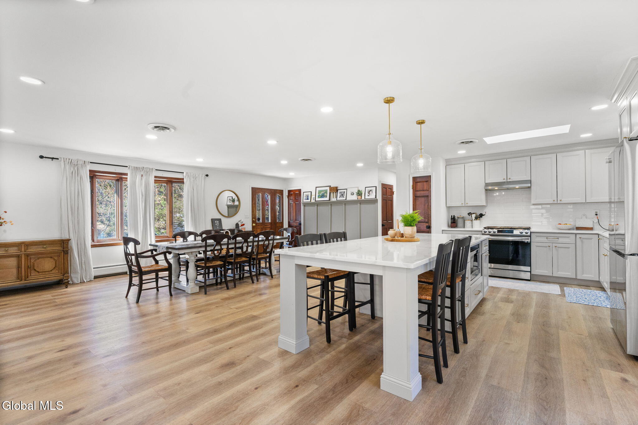 19 Crown Point Ballston Lake NY 12019