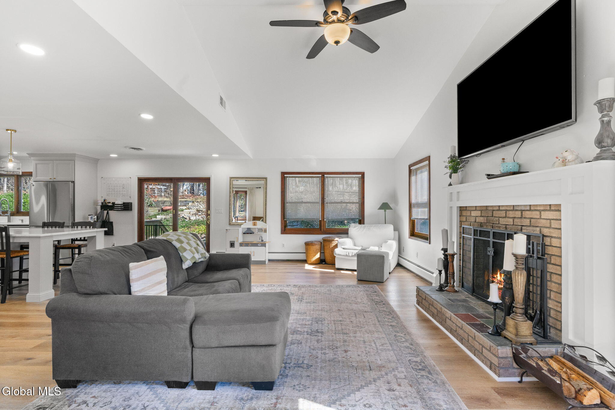 19 Crown Point Ballston Lake NY 12019