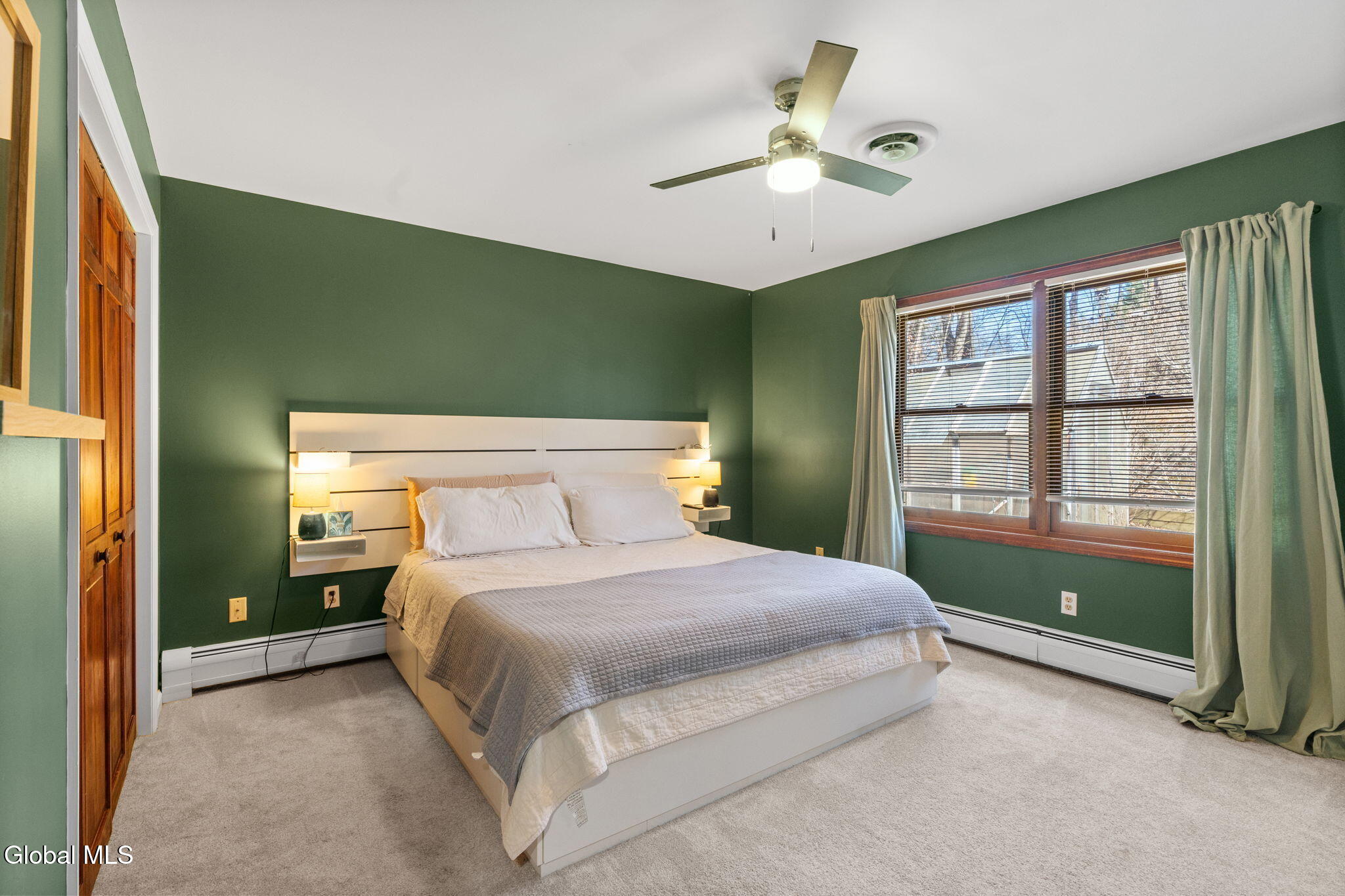 19 Crown Point Ballston Lake NY 12019