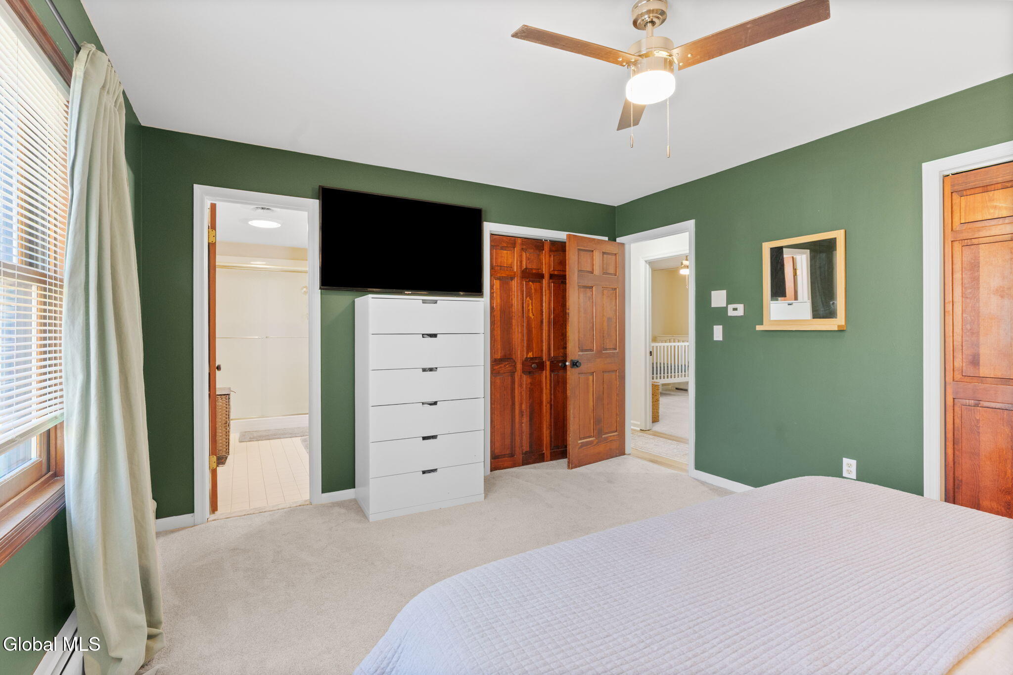 19 Crown Point Ballston Lake NY 12019