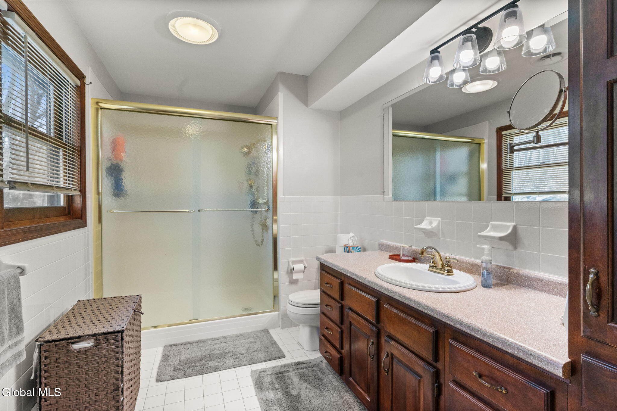 19 Crown Point Ballston Lake NY 12019