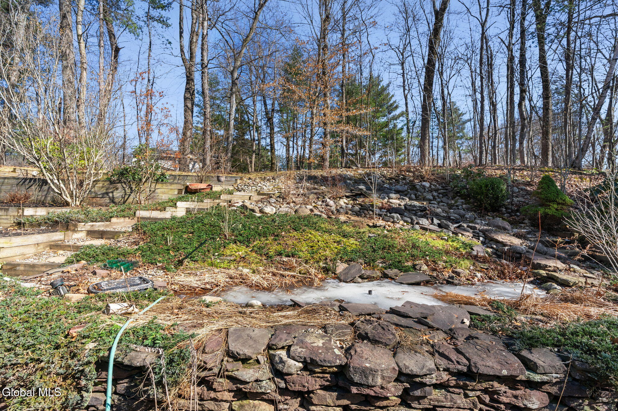 19 Crown Point Ballston Lake NY 12019