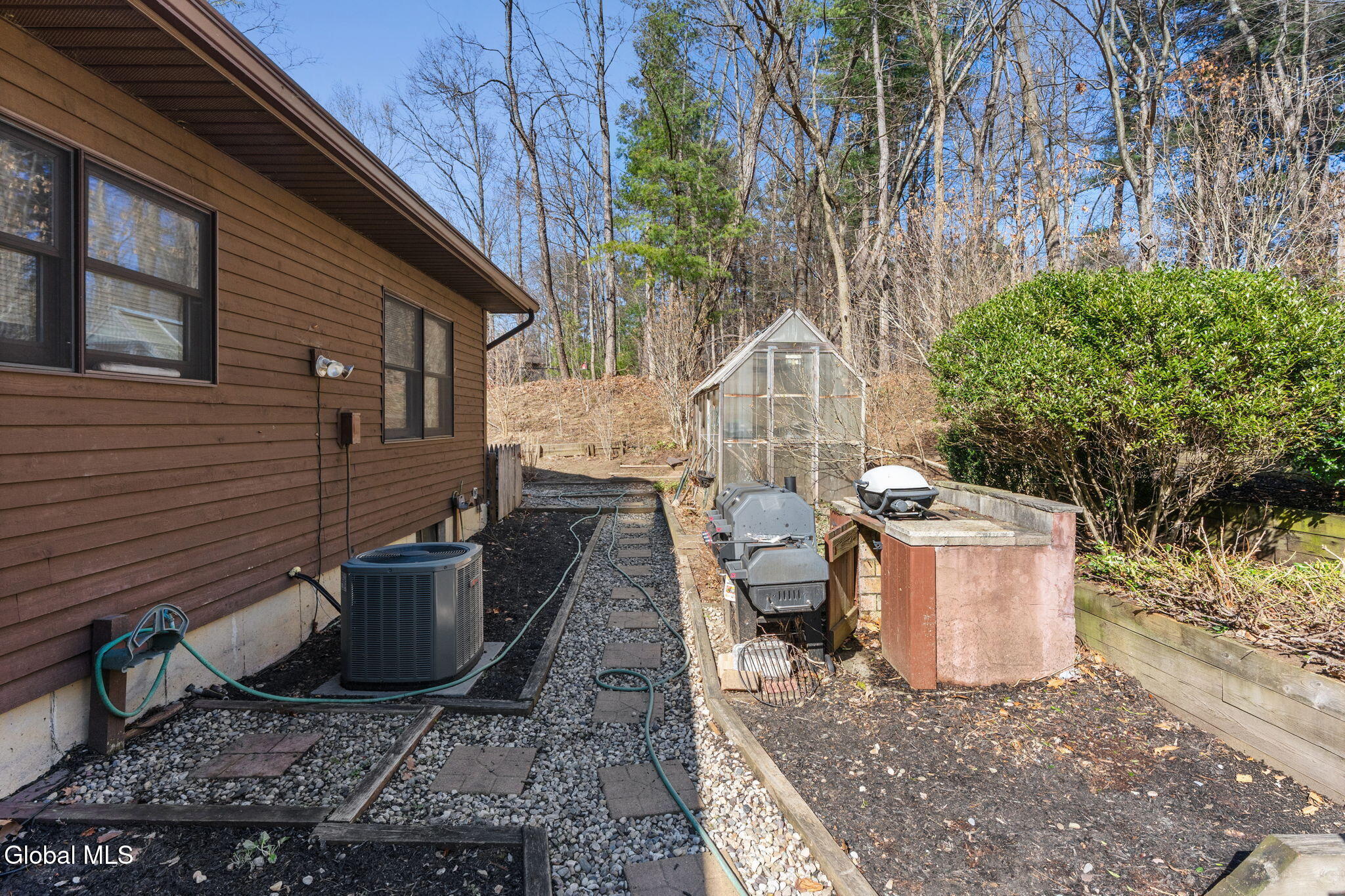 19 Crown Point Ballston Lake NY 12019