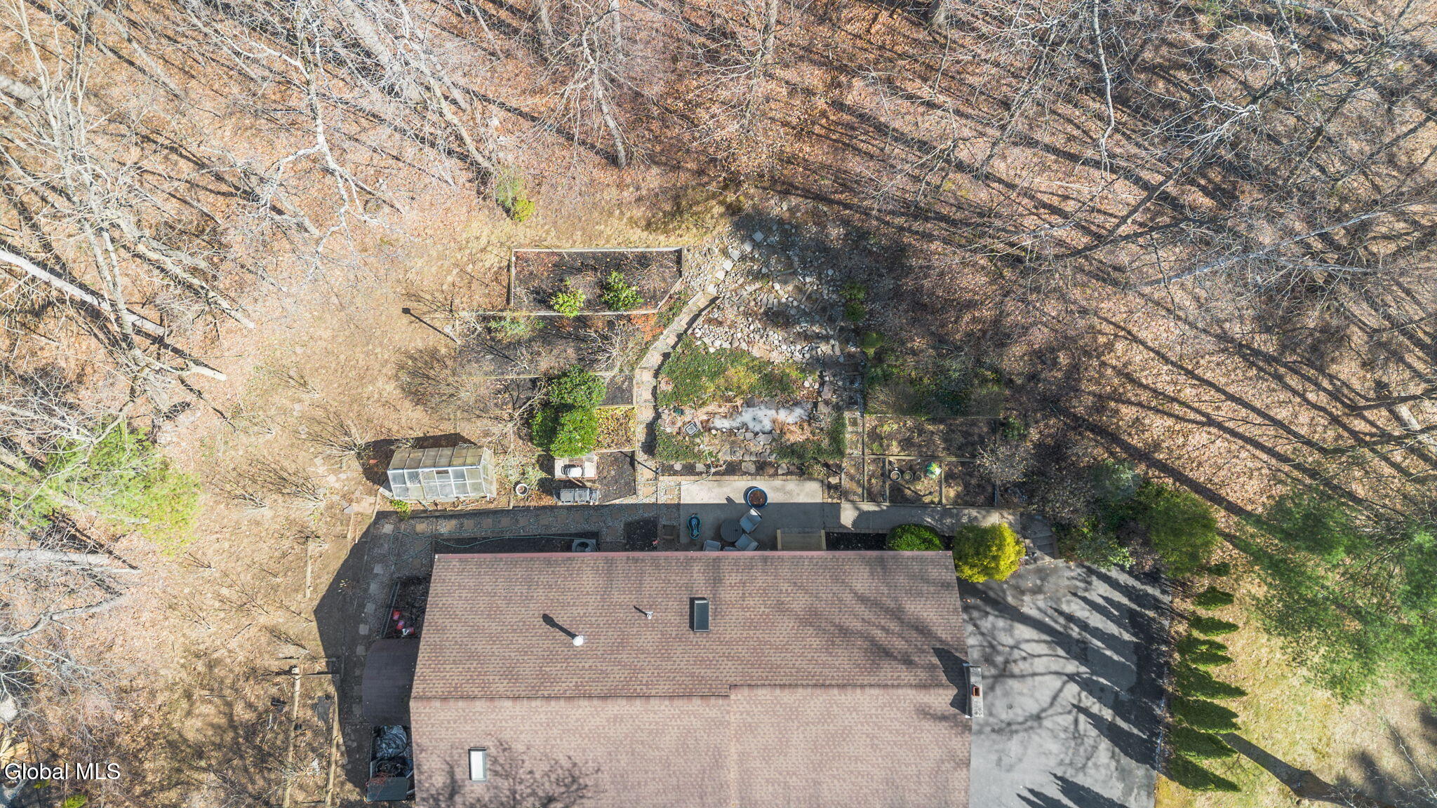 19 Crown Point Ballston Lake NY 12019