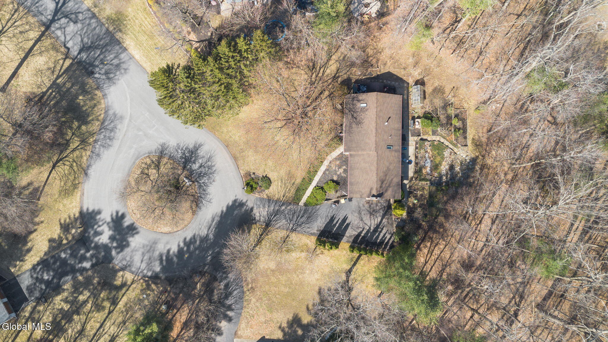 19 Crown Point Ballston Lake NY 12019