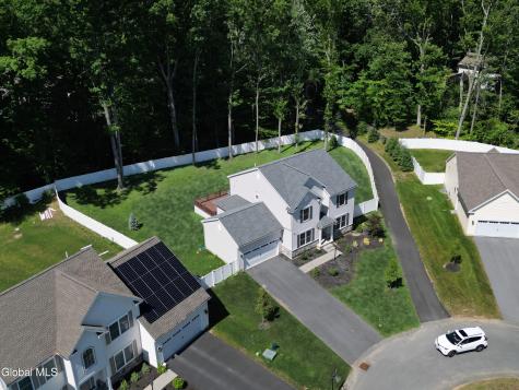 27 Spencer Street Clifton Park NY 12065