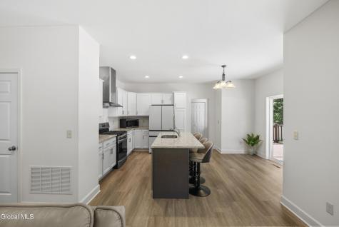 27 Spencer Street Clifton Park NY 12065