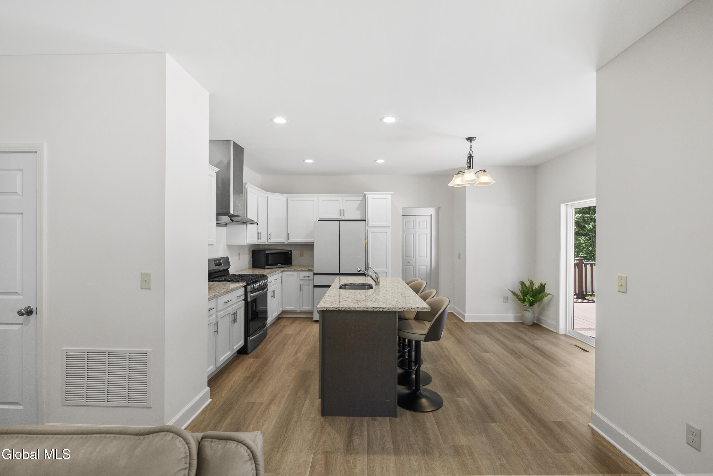 27 Spencer Street Clifton Park NY 12065