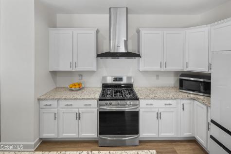 27 Spencer Street Clifton Park NY 12065