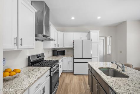 27 Spencer Street Clifton Park NY 12065
