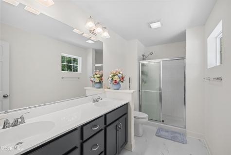 27 Spencer Street Clifton Park NY 12065