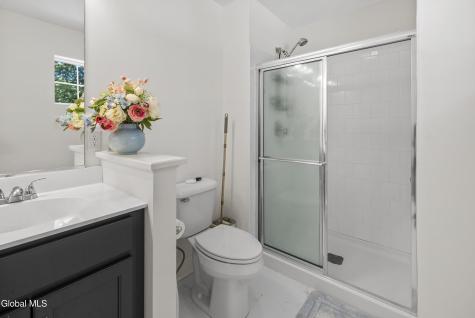 27 Spencer Street Clifton Park NY 12065