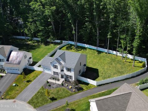 27 Spencer Street Clifton Park NY 12065
