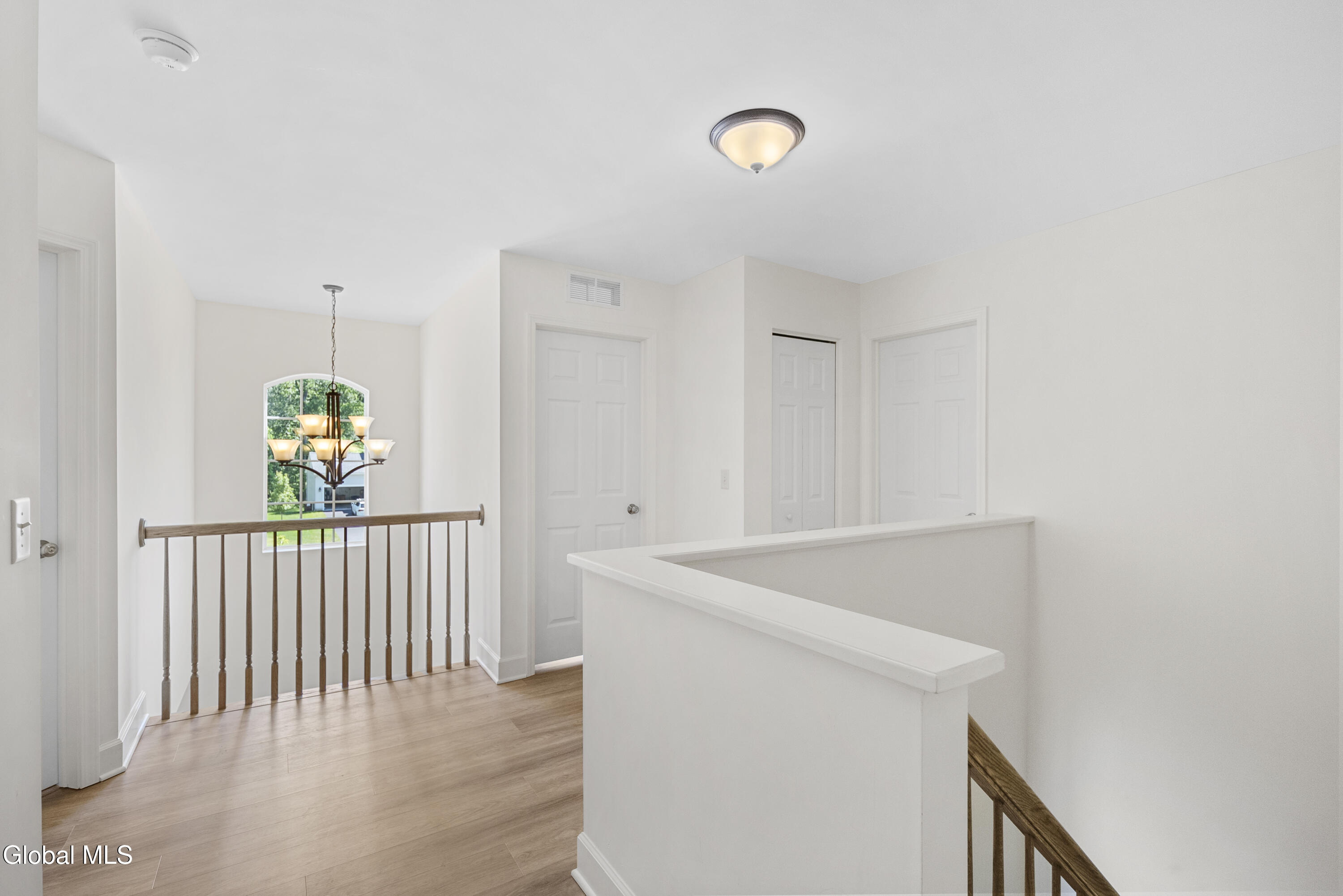 27 Spencer Street Clifton Park NY 12065