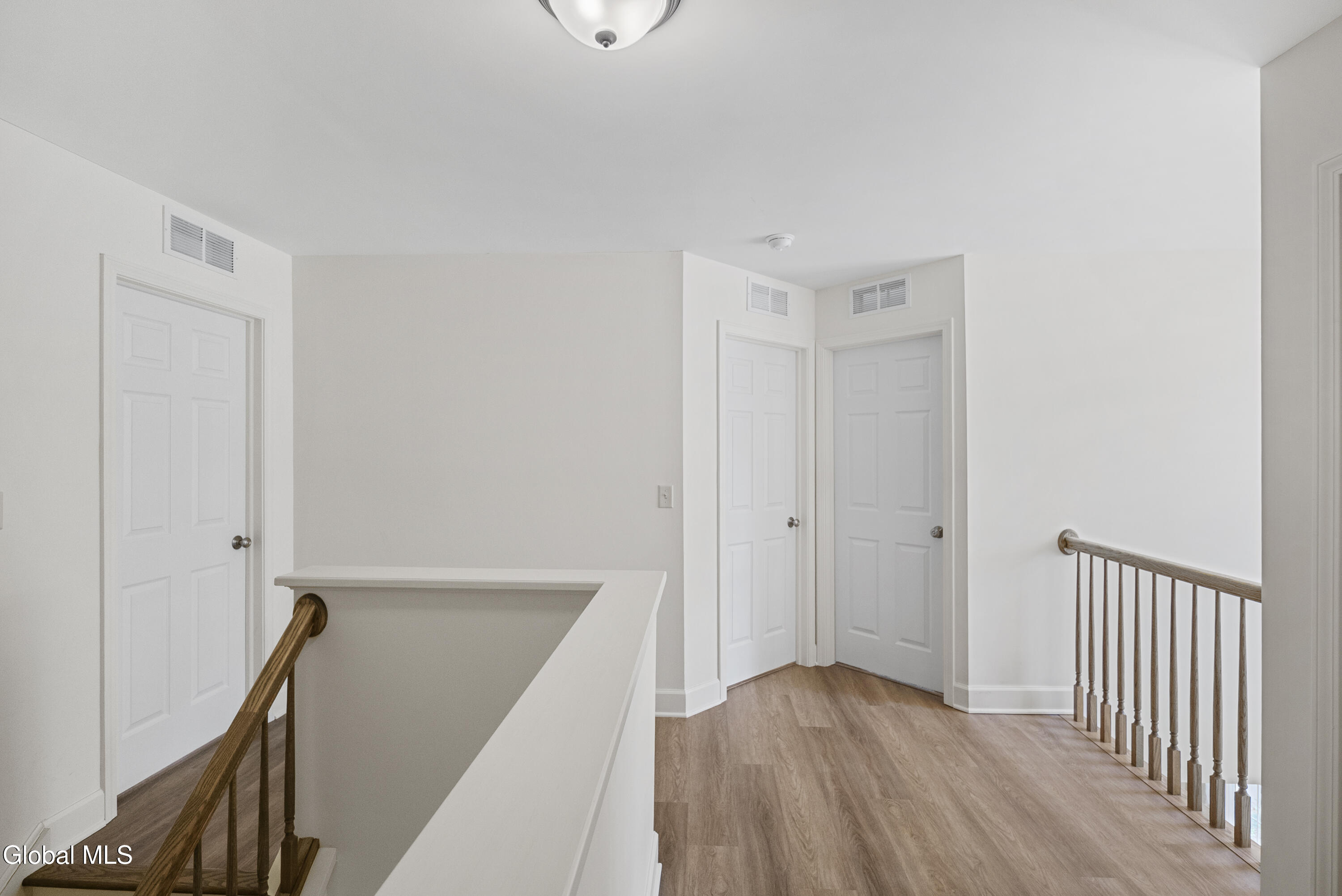 27 Spencer Street Clifton Park NY 12065