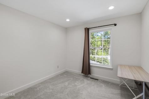 27 Spencer Street Clifton Park NY 12065