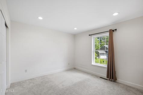 27 Spencer Street Clifton Park NY 12065