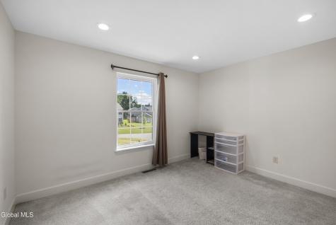 27 Spencer Street Clifton Park NY 12065