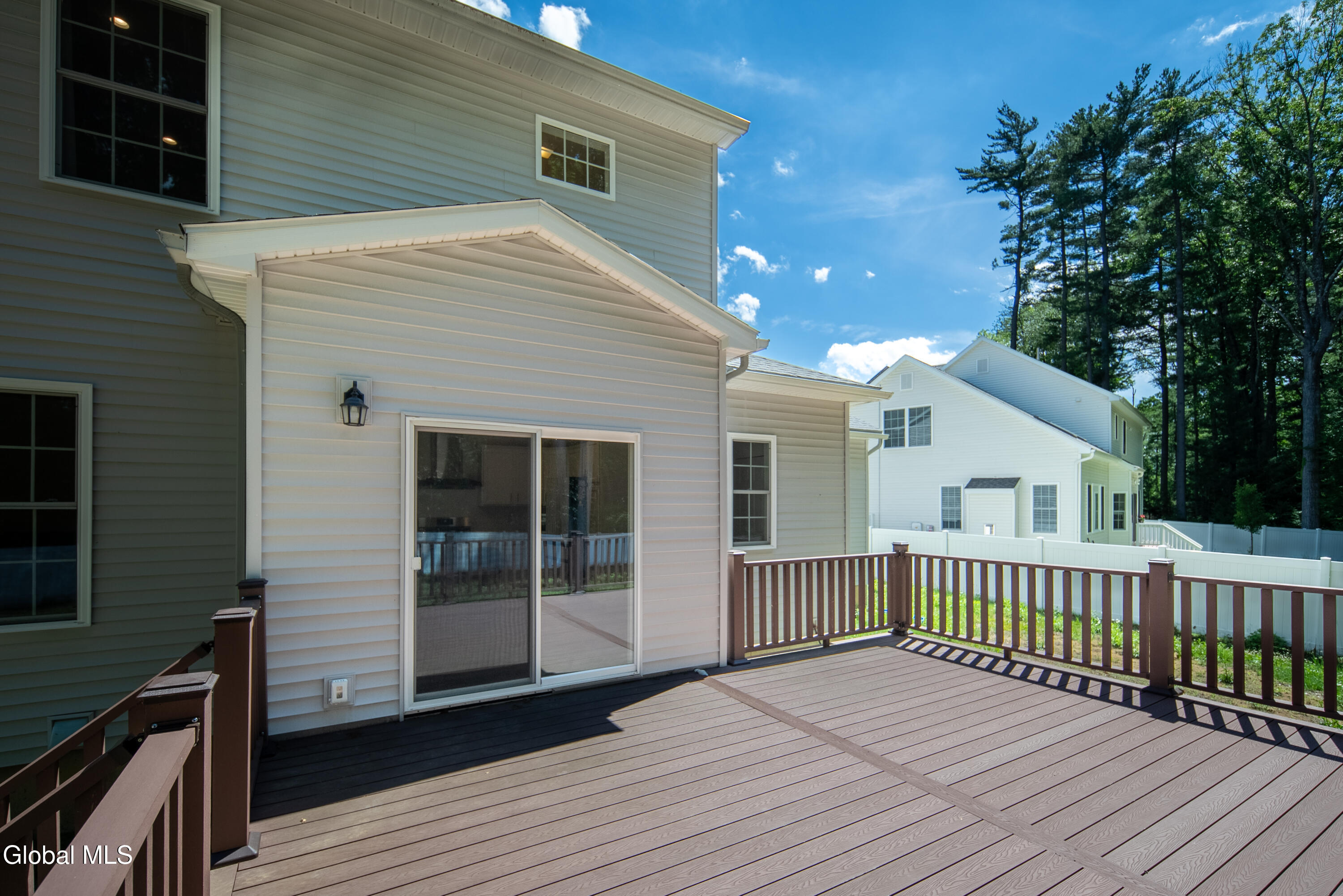 27 Spencer Street Clifton Park NY 12065