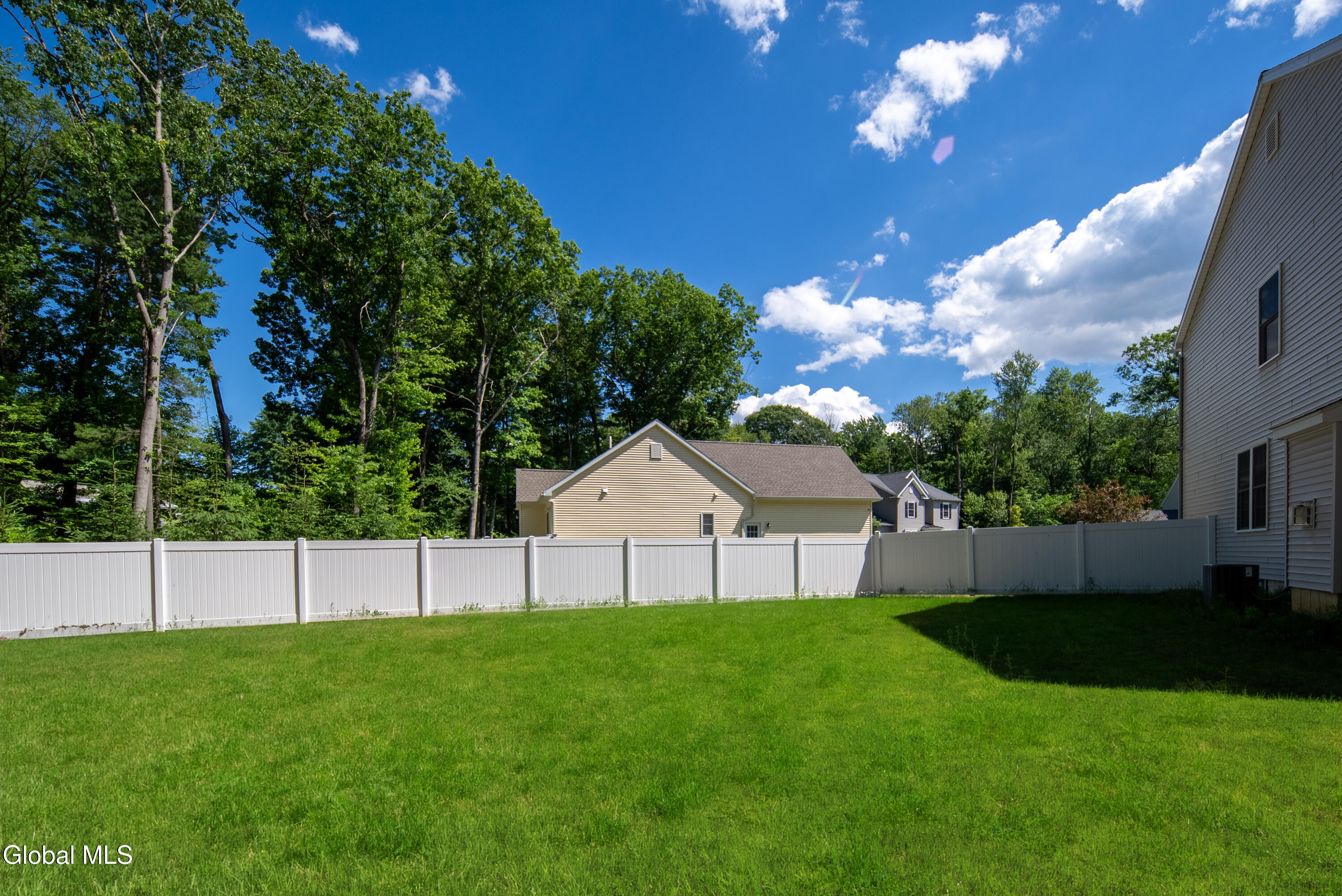27 Spencer Street Clifton Park NY 12065