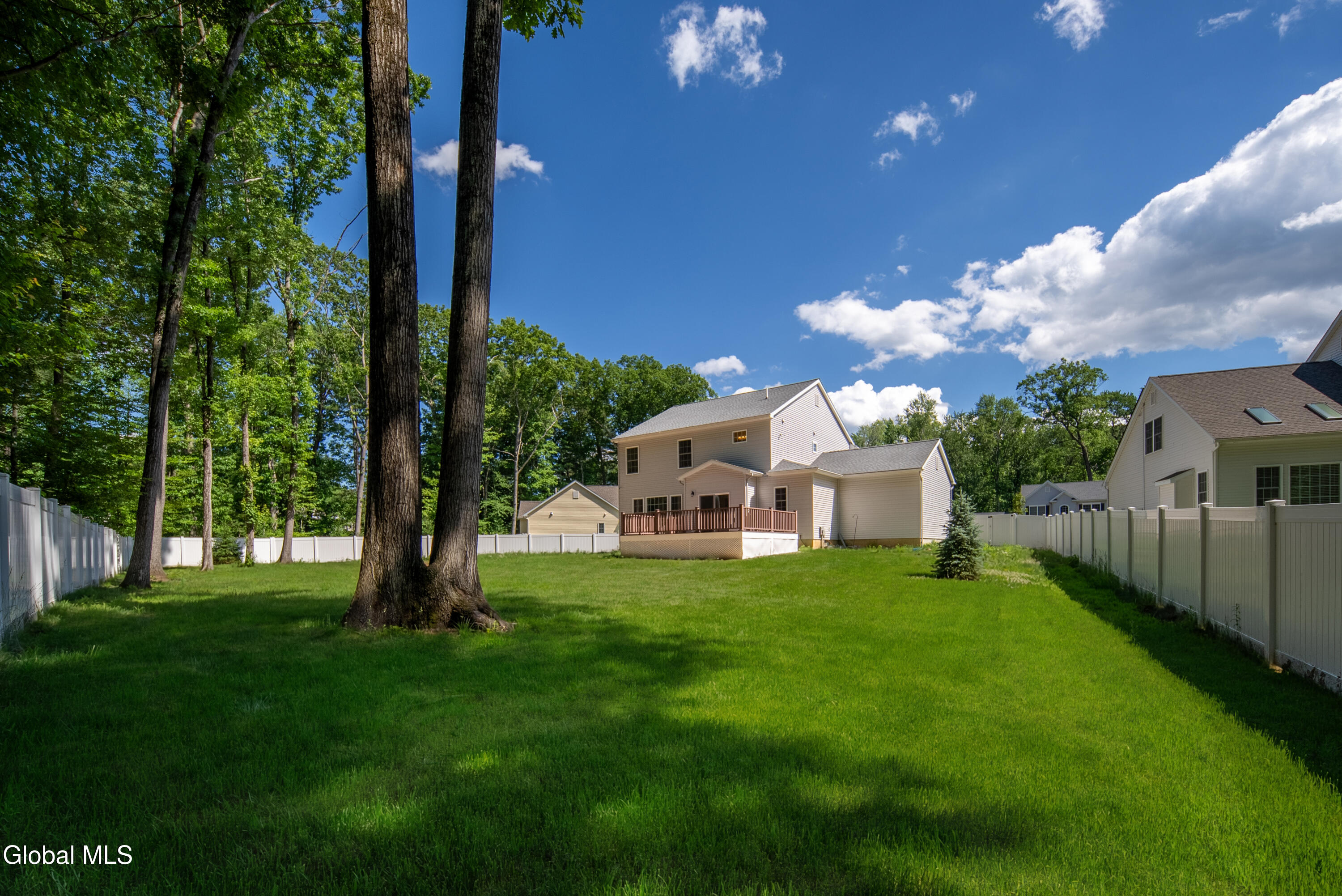 27 Spencer Street Clifton Park NY 12065