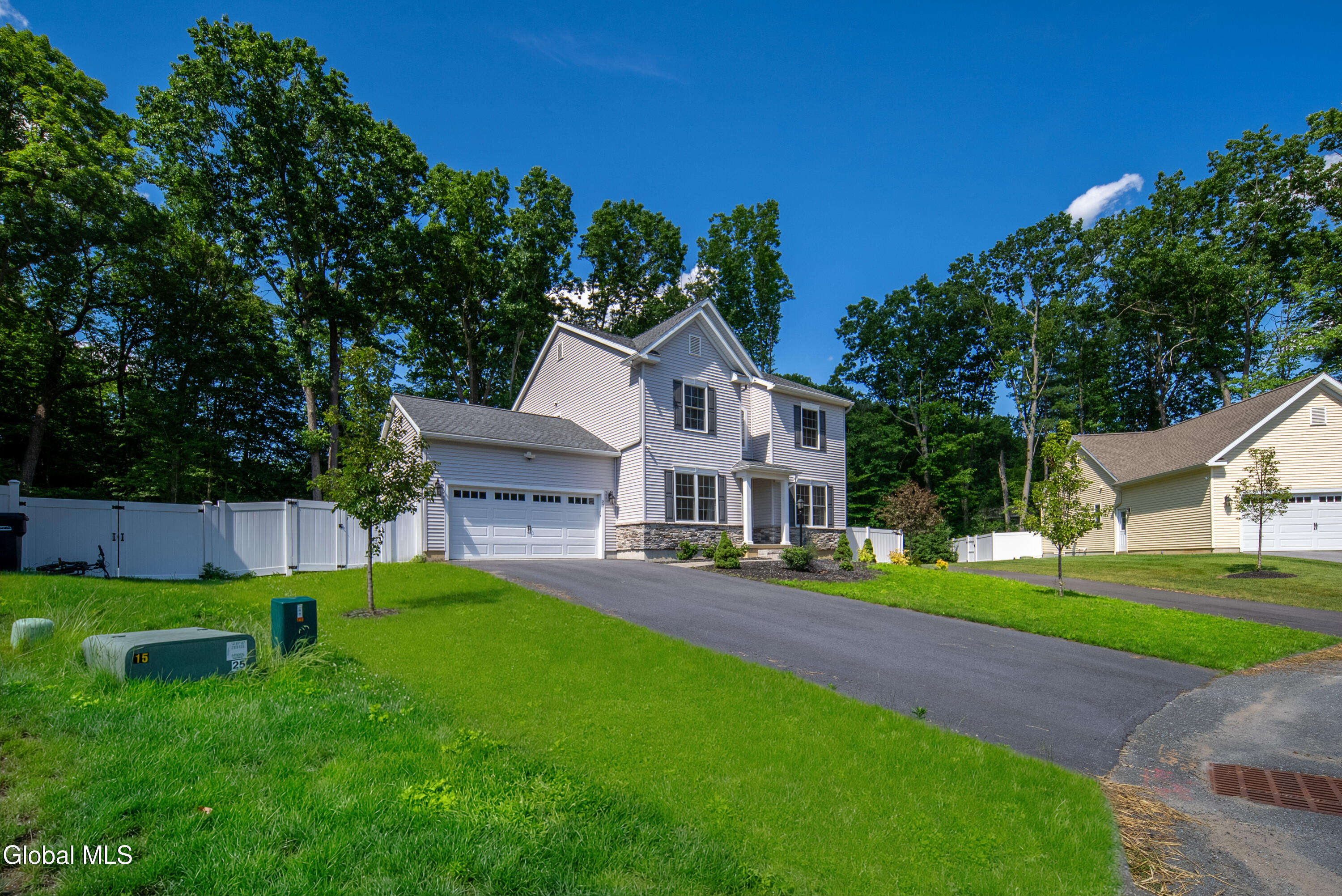 27 Spencer Street Clifton Park NY 12065