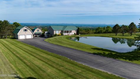 127 Firefly Meadow Road Fultonville NY 12072