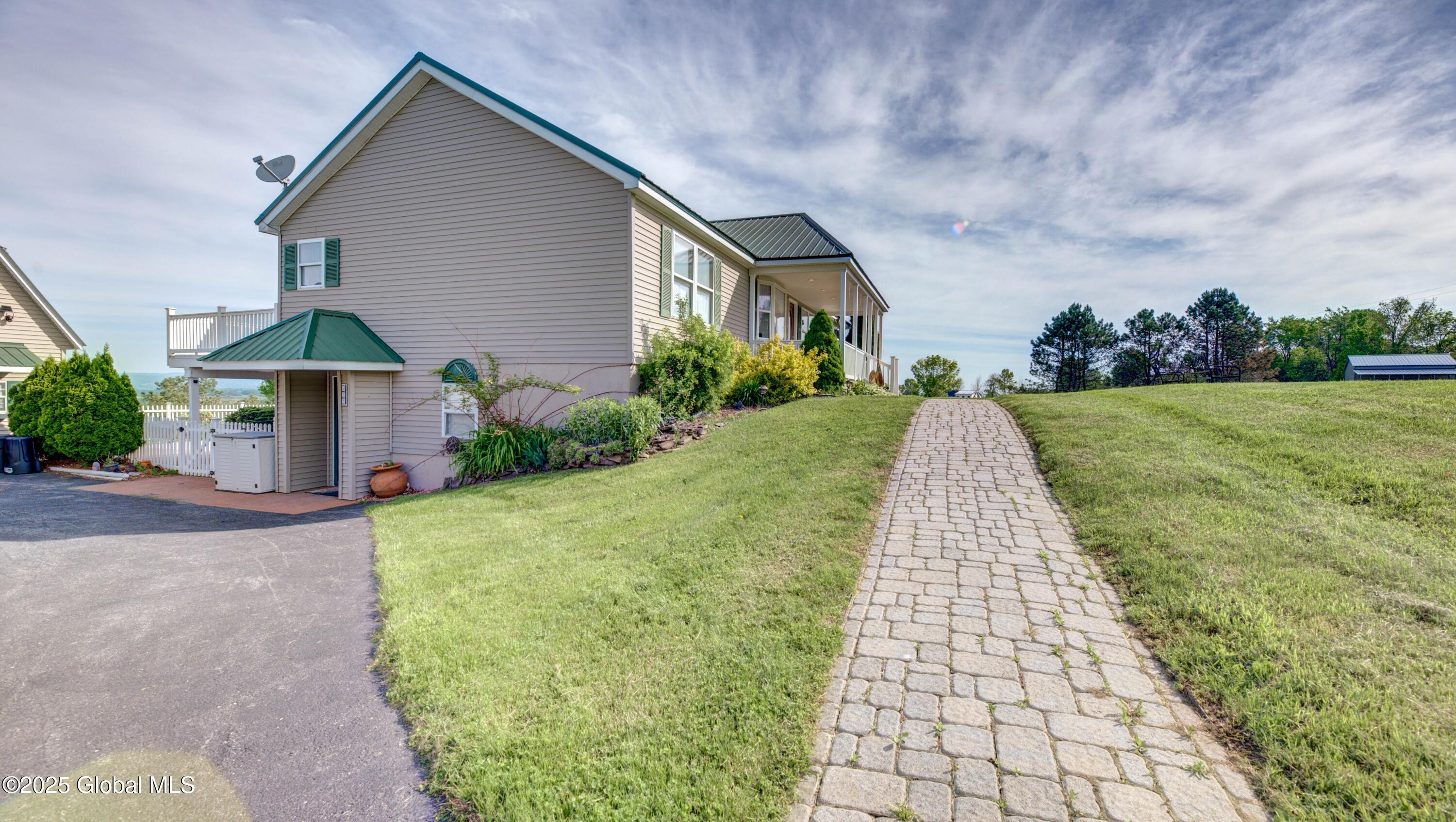127 Firefly Meadow Road Fultonville NY 12072