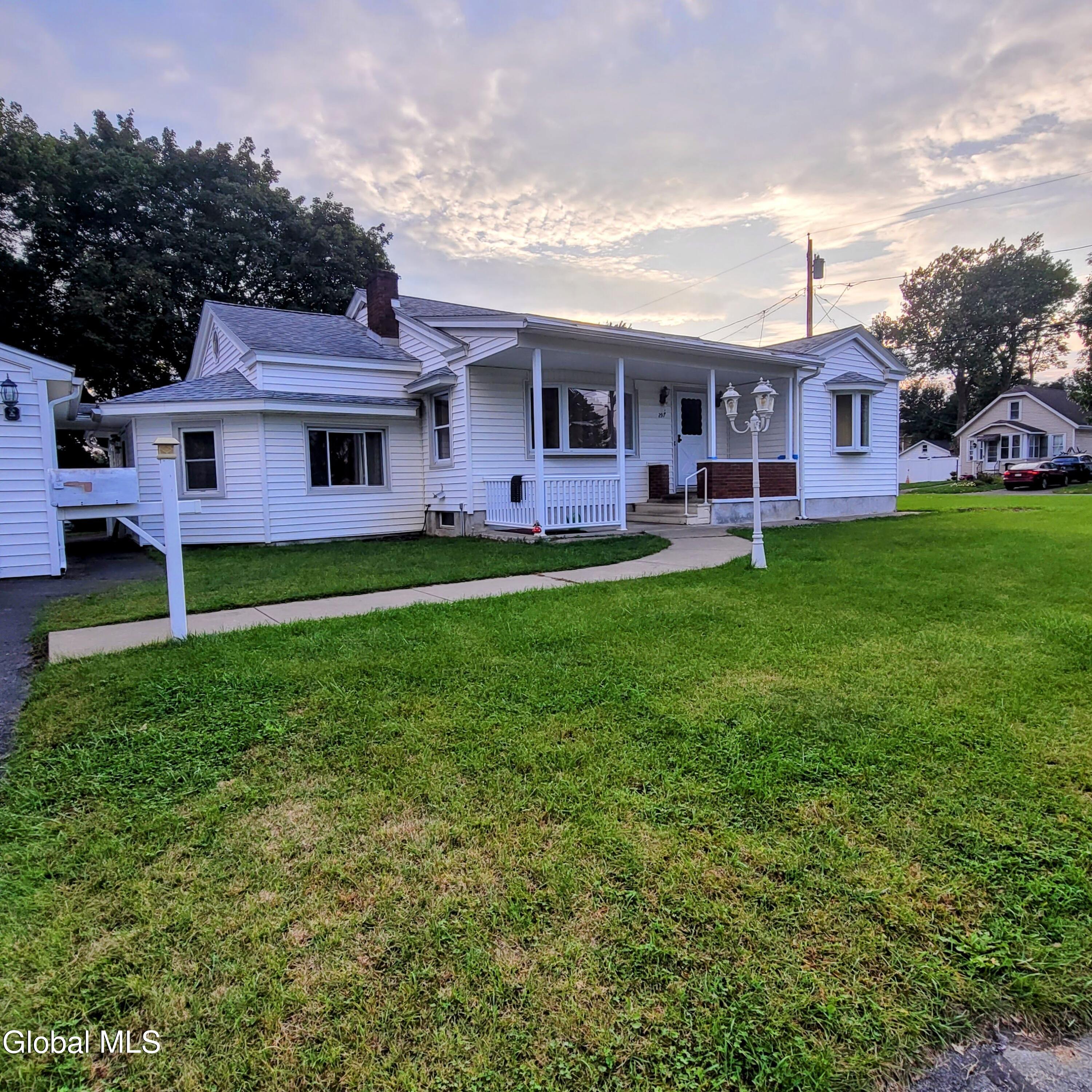 297 Melrose Street Rotterdam NY 12306