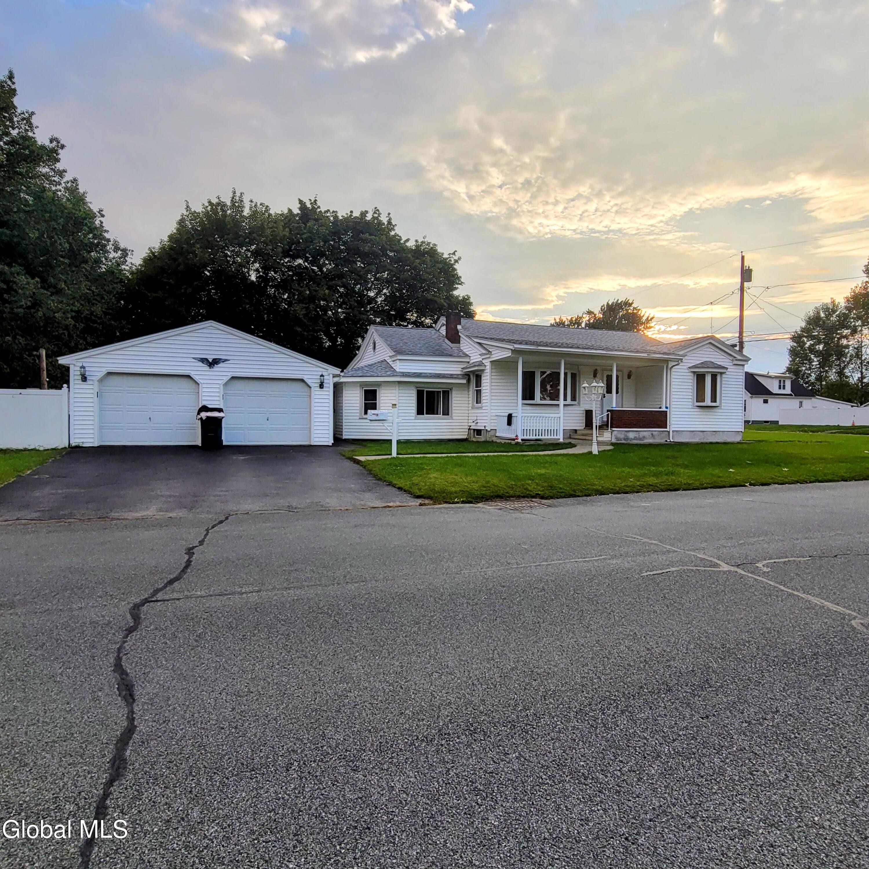 297 Melrose Street Rotterdam NY 12306