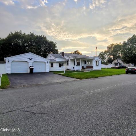 297 Melrose Street Rotterdam NY 12306