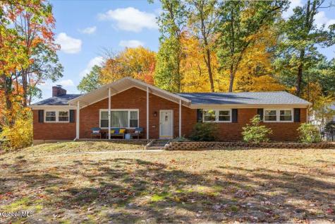 77 Blue Spruce Lane Ballston Lake NY 12019