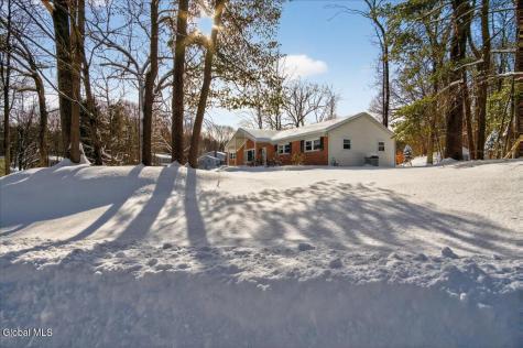 77 Blue Spruce Lane Ballston Lake NY 12019