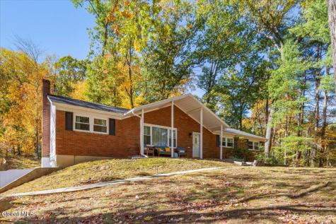 77 Blue Spruce Lane Ballston Lake NY 12019