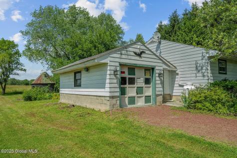105 Mott Road Gansevoort NY 12831