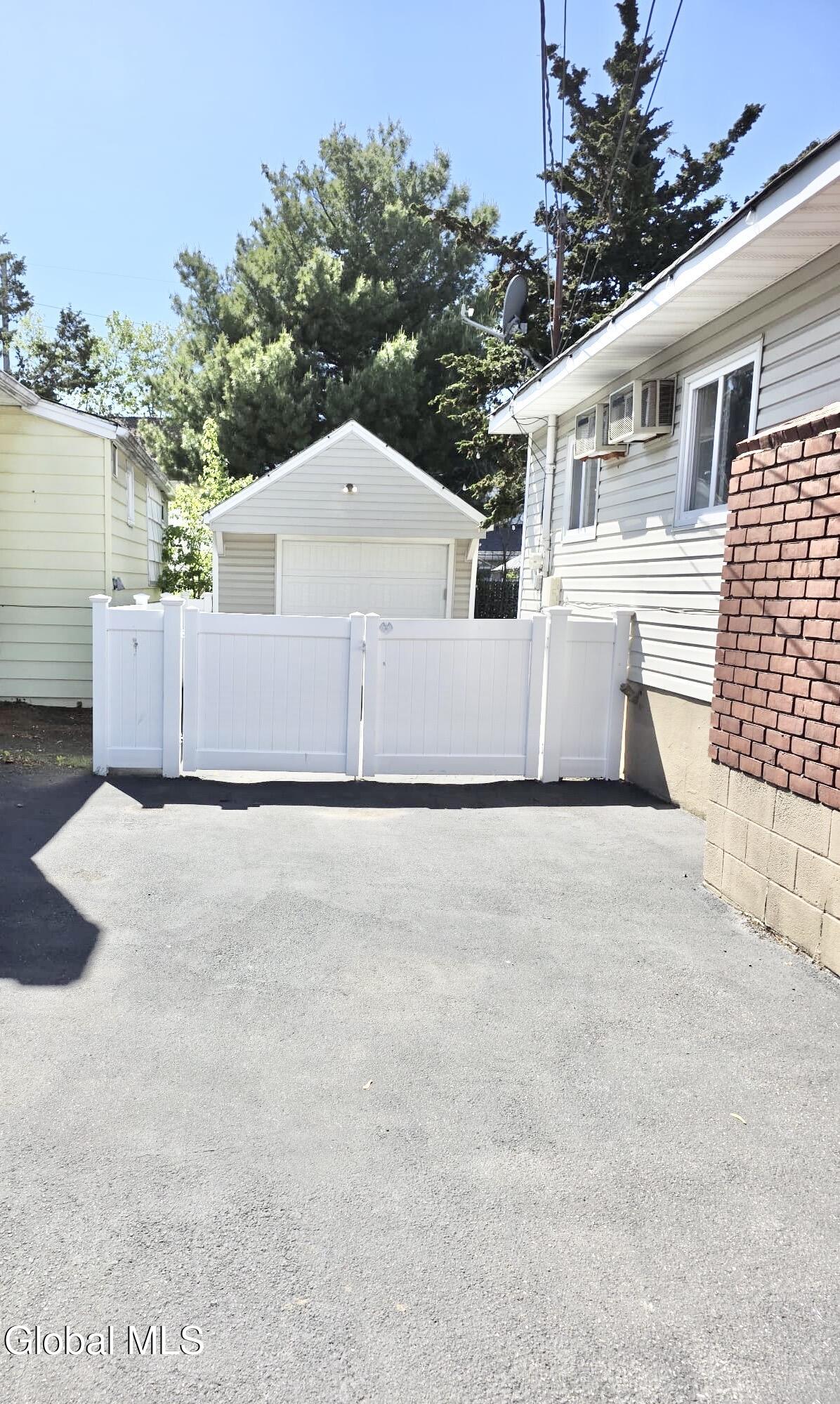 52 Bell Street Valley Stream NY 11580