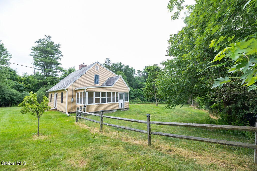 859 Putnam Road Schenectady NY 12306