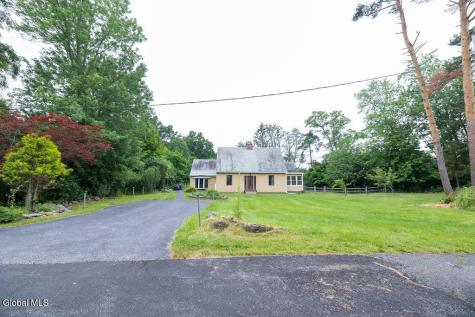 859 Putnam Road Schenectady NY 12306