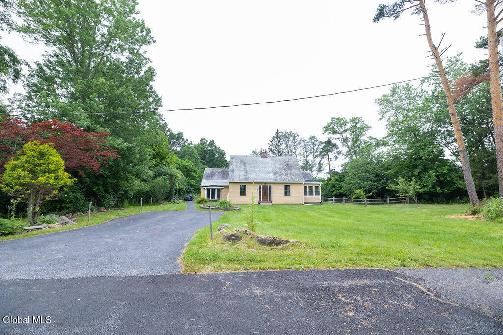 859 Putnam Road Schenectady NY 12306