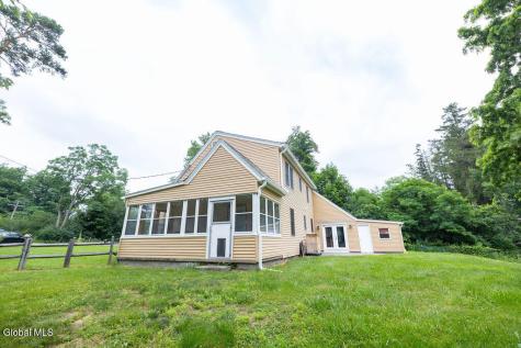 859 Putnam Road Schenectady NY 12306
