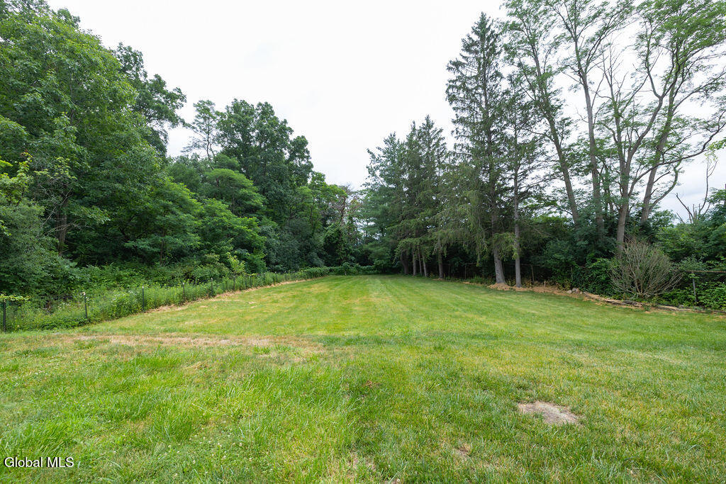 859 Putnam Road Schenectady NY 12306