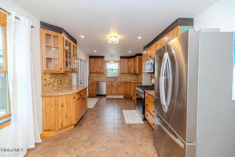 859 Putnam Road Schenectady NY 12306