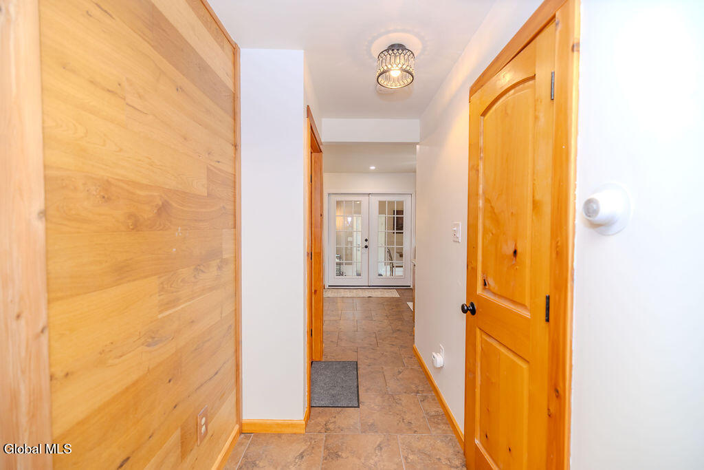 859 Putnam Road Schenectady NY 12306