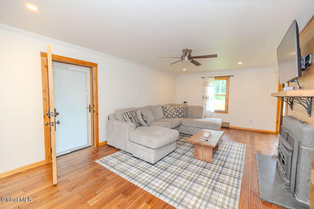 859 Putnam Road Schenectady NY 12306