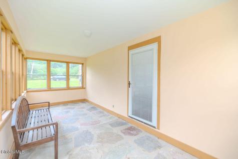 859 Putnam Road Schenectady NY 12306