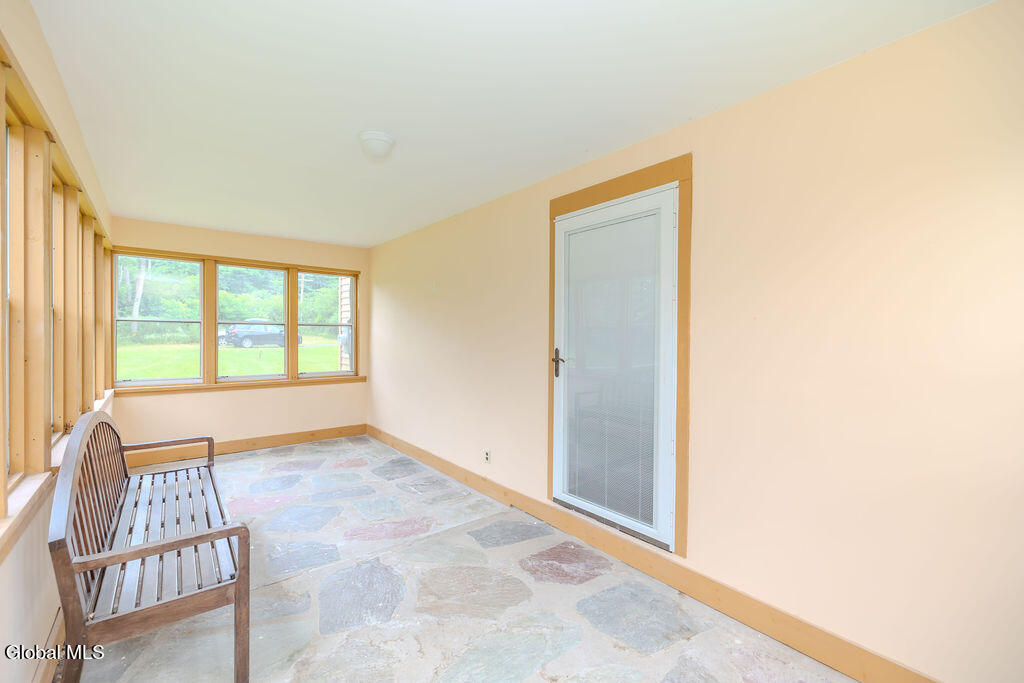 859 Putnam Road Schenectady NY 12306