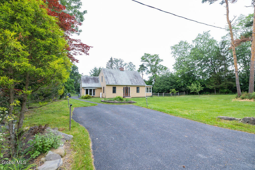859 Putnam Road Schenectady NY 12306