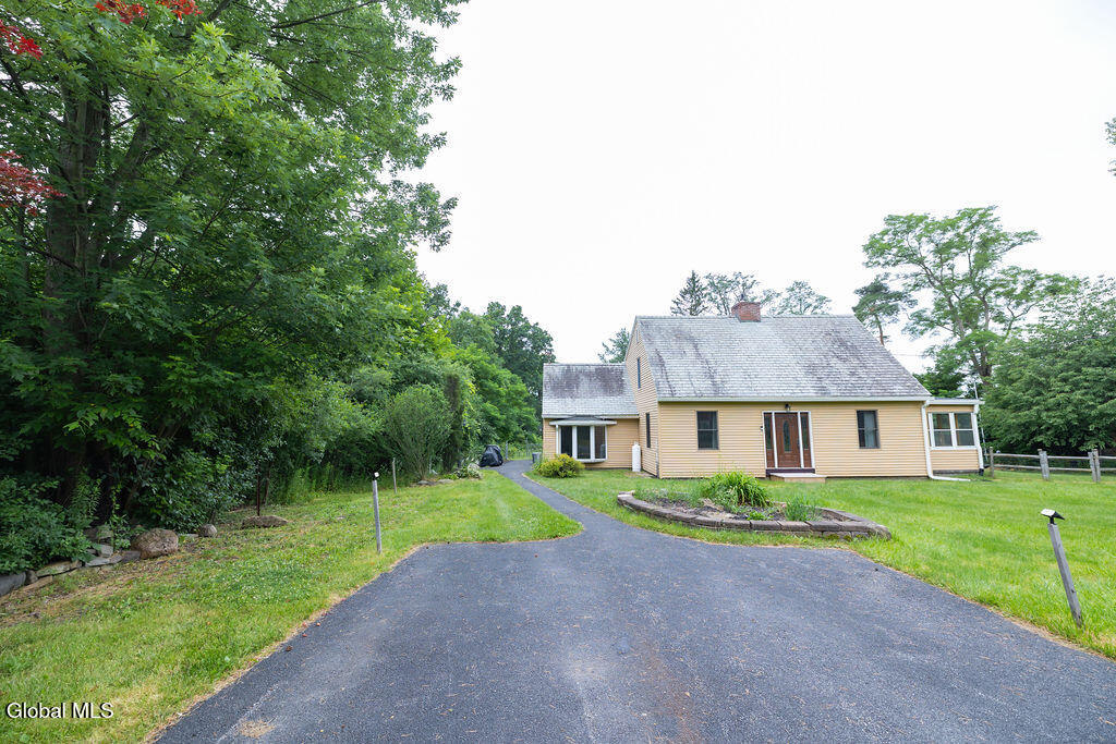 859 Putnam Road Schenectady NY 12306